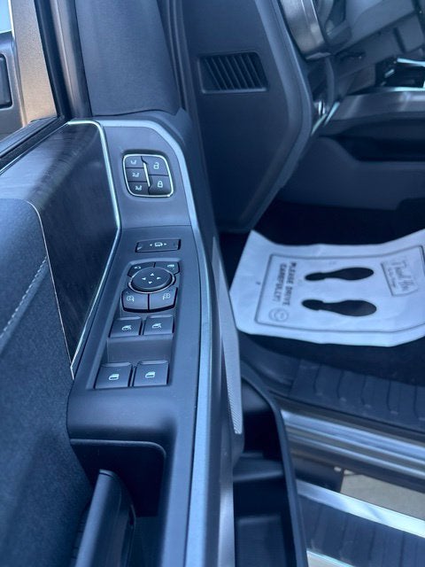 2027 Ford F-250 Lariat