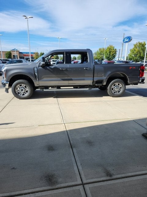 2027 Ford F-250 Lariat