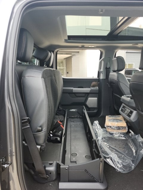 2027 Ford F-250 Lariat