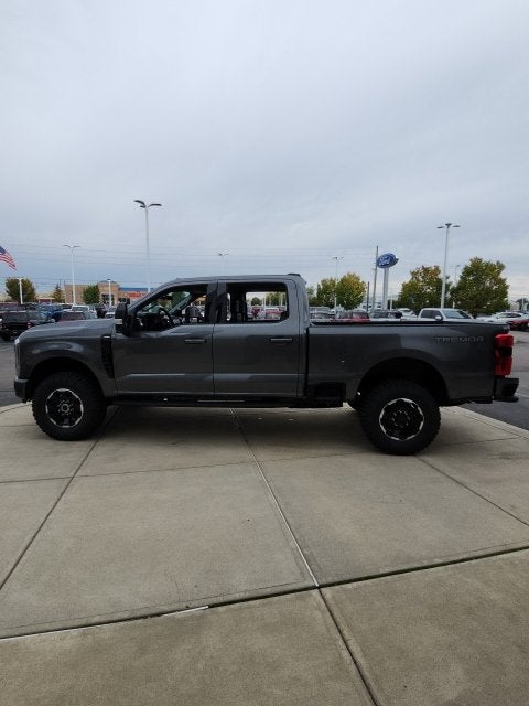 2027 Ford F-250 Lariat