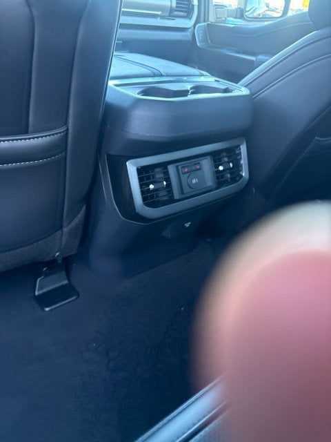 2027 Ford F-350 Platinum