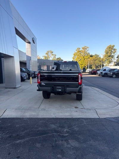 2027 Ford F-350 Platinum