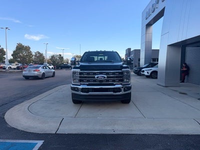 2027 Ford F-350 Lariat
