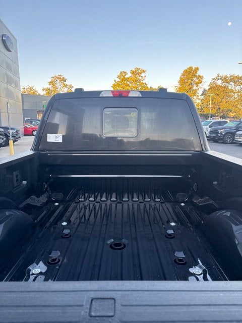 2027 Ford F-350 Platinum