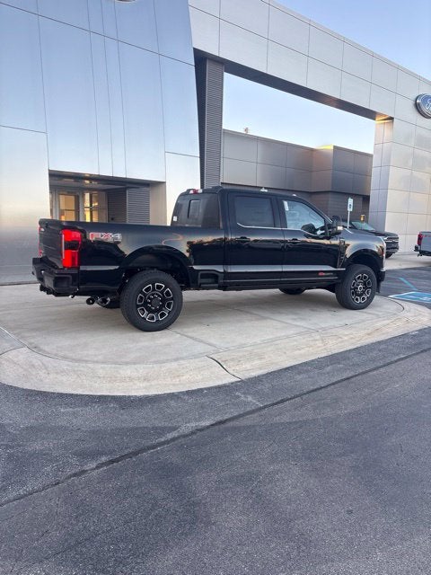 2027 Ford F-350 Platinum