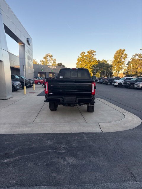 2027 Ford F-350 Platinum