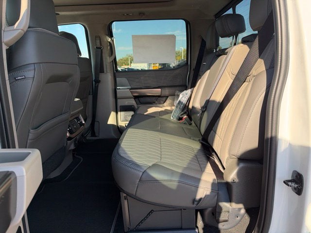 2027 Ford F-350 Platinum