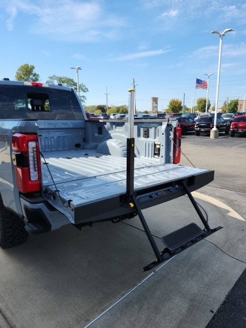 2027 Ford F-350 Platinum