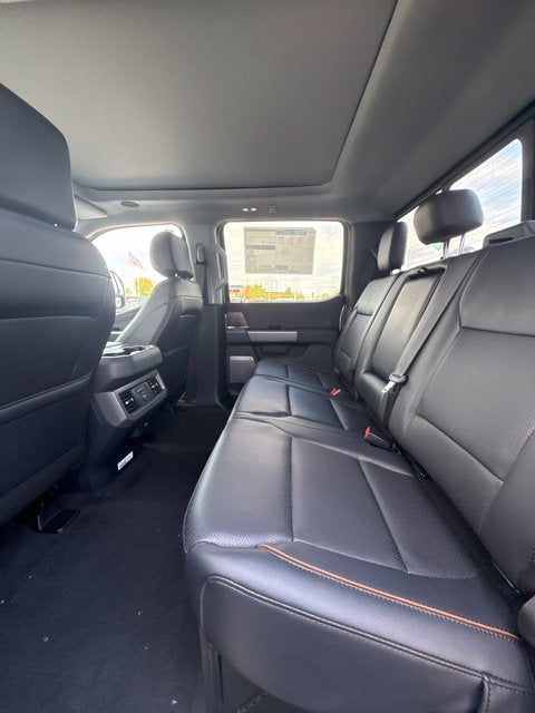 2027 Ford F-350 Lariat
