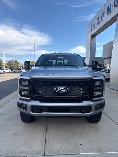 2027 Ford F-350 Lariat