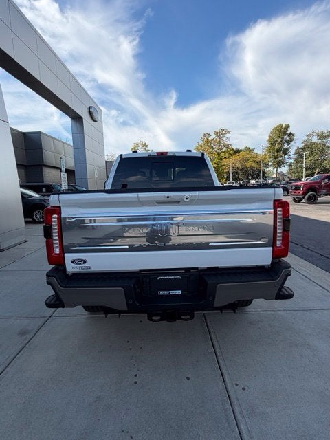 2027 Ford F-350 King Ranch
