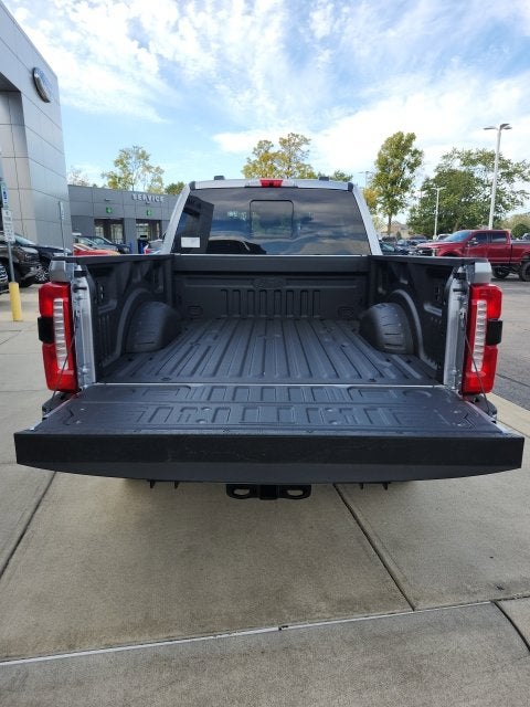 2027 Ford F-350 XLT