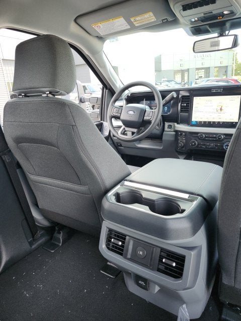 2027 Ford F-350 XLT