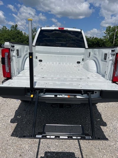 2025 Ford F-350 Platinum