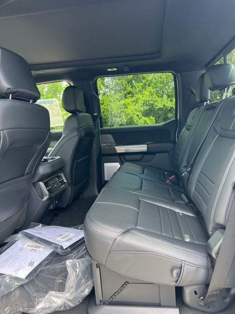 2025 Ford F-350 Platinum