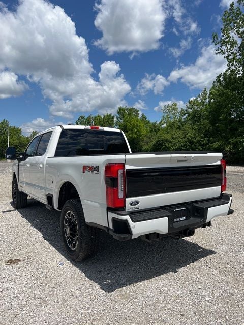 2025 Ford F-350 Platinum