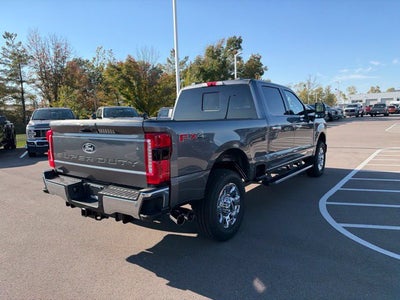 2027 Ford F-350 Lariat
