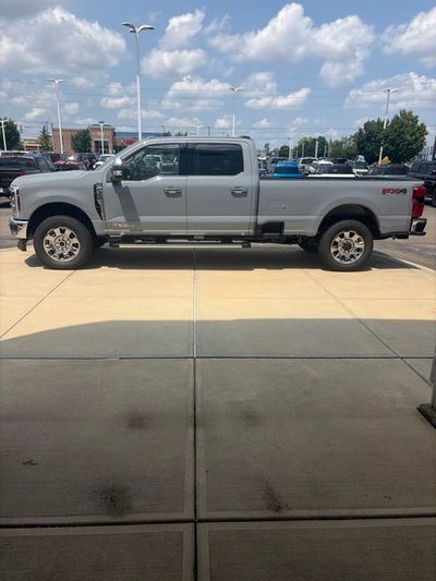 2026 Ford F-350 Lariat
