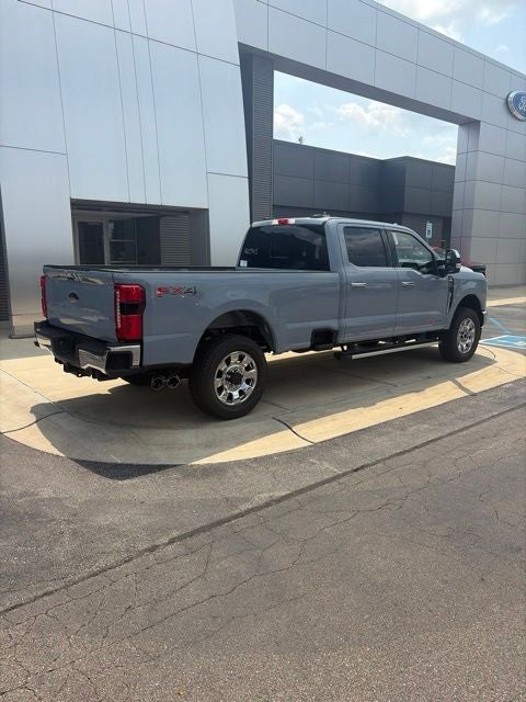 2026 Ford F-350 Lariat