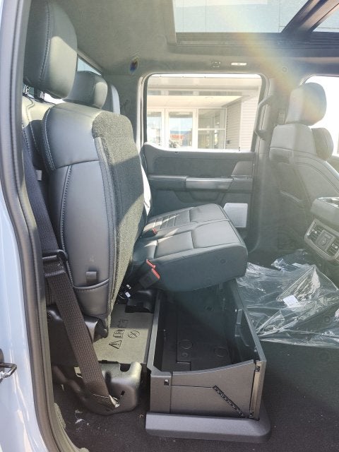 2027 Ford F-350 Platinum
