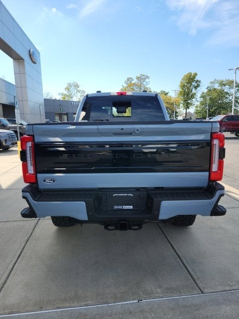2027 Ford F-350 Platinum
