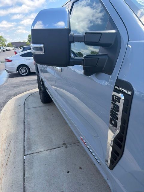 2026 Ford F-350 Platinum