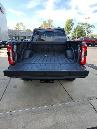 2027 Ford F-350 Lariat