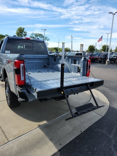 2027 Ford F-350 Platinum