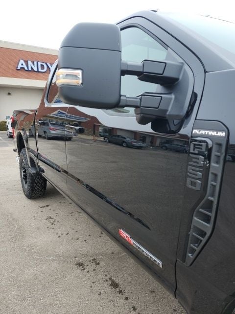 2026 Ford F-350 Platinum