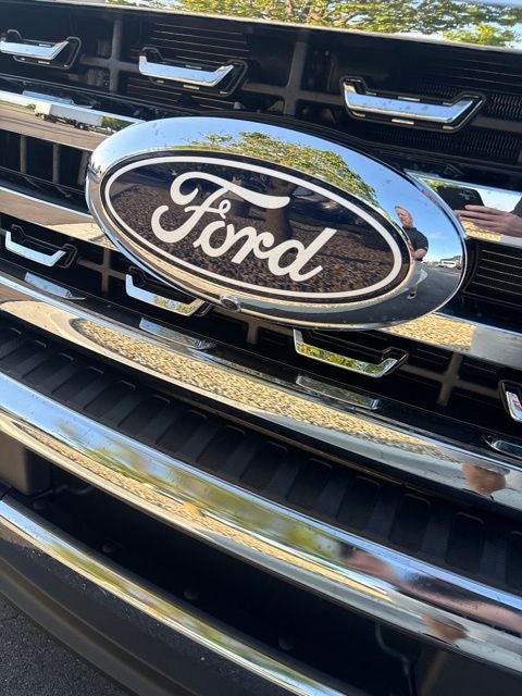 2027 Ford F-350 Lariat
