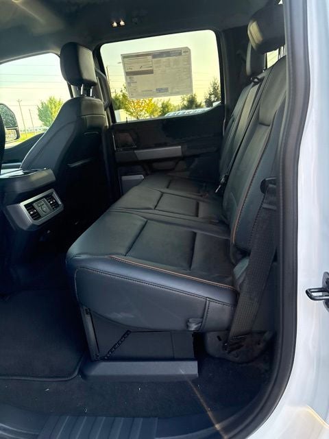 2027 Ford F-350 Lariat