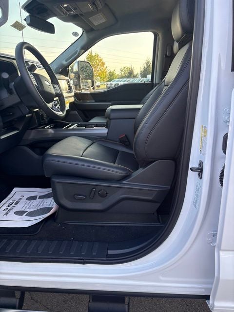 2027 Ford F-350 Lariat