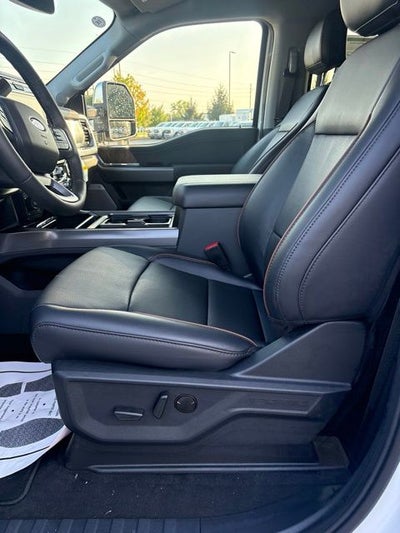 2027 Ford F-350 Lariat
