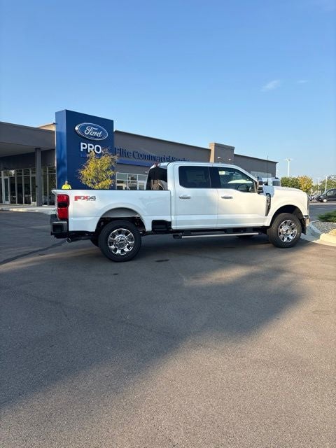 2027 Ford F-350 Lariat