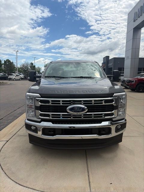 2026 Ford F-350 XLT