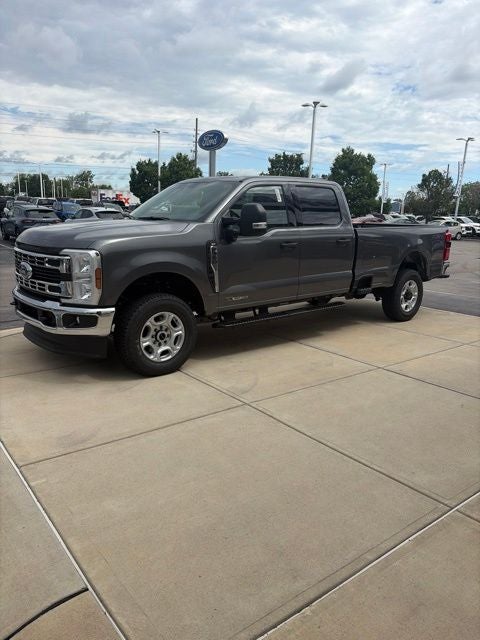 2026 Ford F-350 XLT