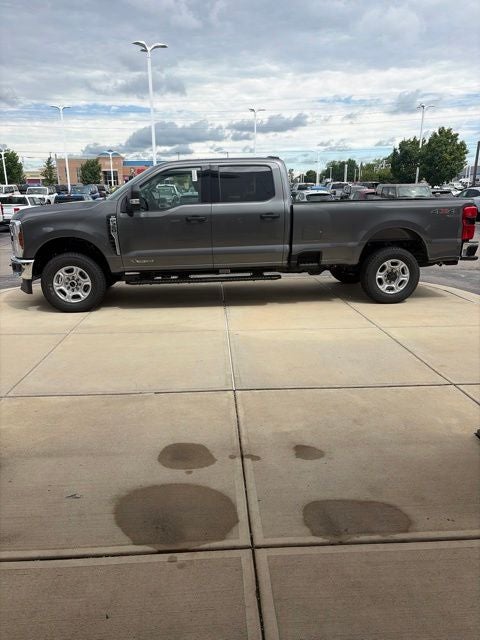 2026 Ford F-350 XLT