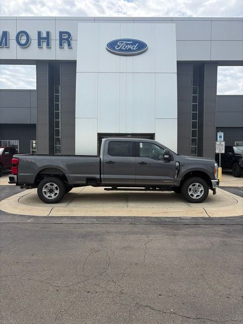 2026 Ford F-350 XLT