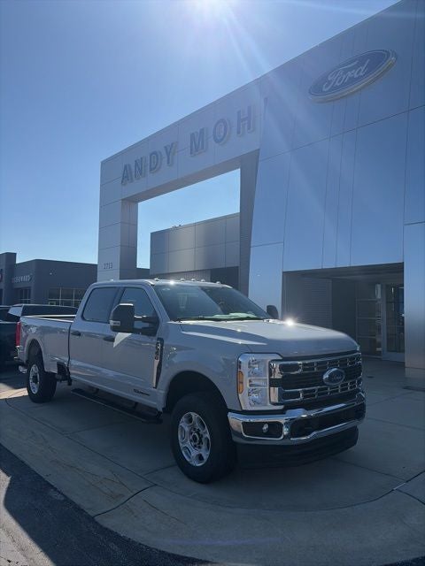 2026 Ford F-350 XLT