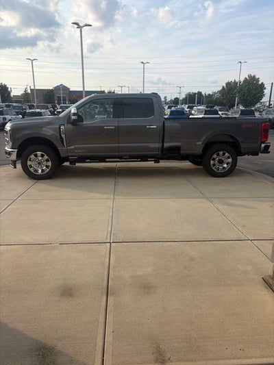 2026 Ford F-350 Lariat