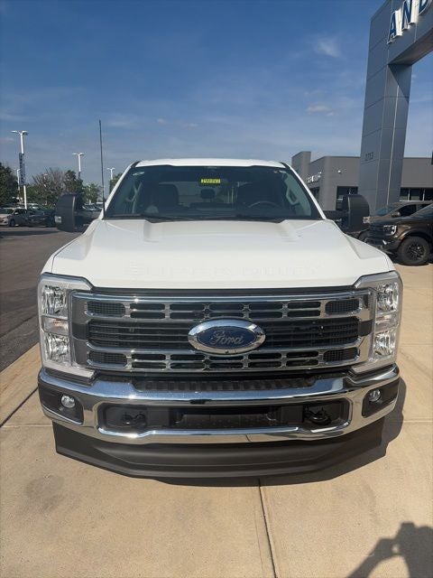 2026 Ford F-350 XLT