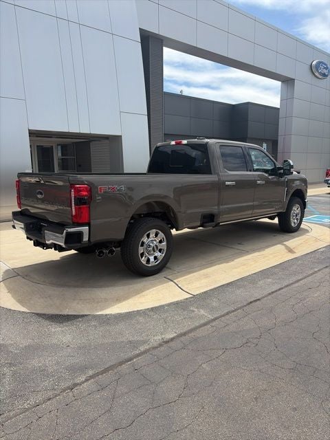 2026 Ford F-350 Lariat
