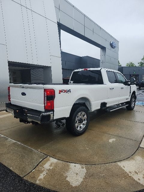 2026 Ford F-350 Lariat