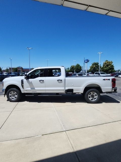 2026 Ford F-350 XLT