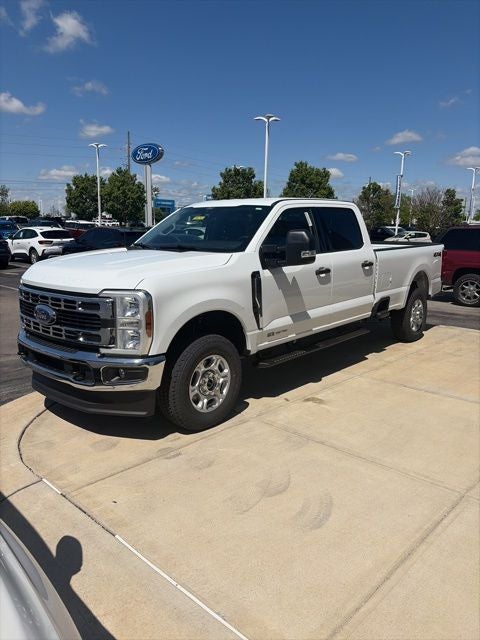 2026 Ford F-350 XLT