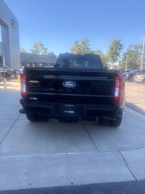 2027 Ford F-350 XL DRW