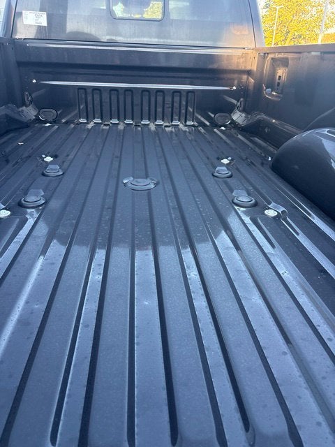 2027 Ford F-350 Lariat DRW