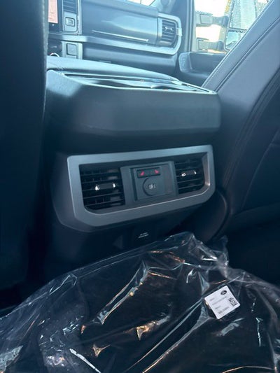 2027 Ford F-350 Lariat DRW