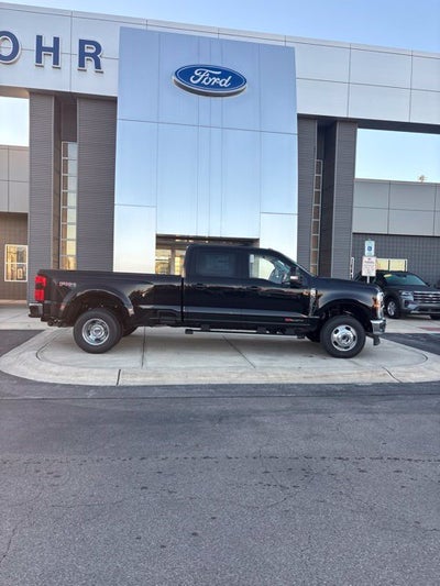 2027 Ford F-350 Lariat DRW