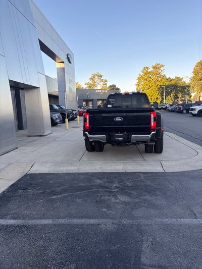 2027 Ford F-350 Lariat DRW